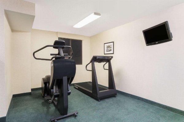 Ramada by Wyndham Cedar City image 30
